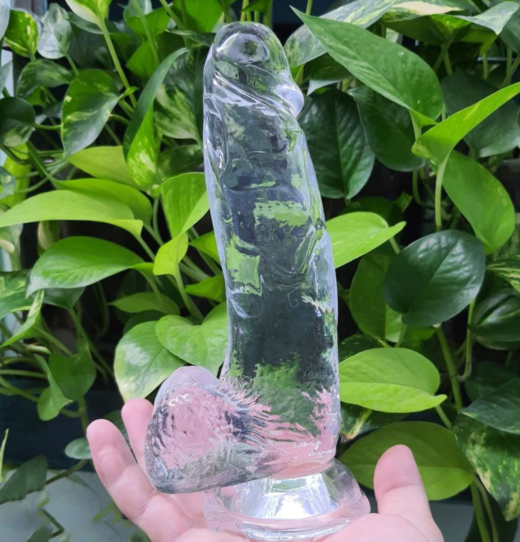 Dương vật giả có bìu đế dán tường trong suốt không rung siêu mềm