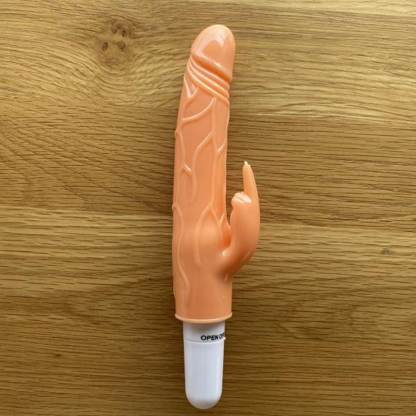 Dương vật giả mini Baile Vibrator rung nhánh siêu mềm bẻ cong được dùng một pin AA
