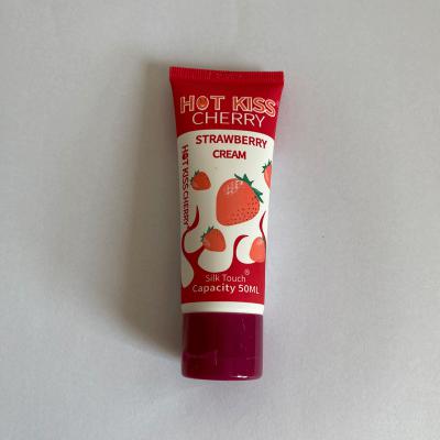 Gel bôi trơn Hot Kiss hương dâu tây 50ml tạo cảm giác trơn mượt